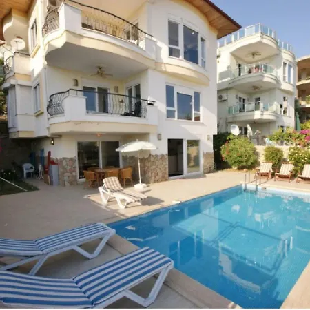 Picture Renting Your 5 Star Located In With Beautiful Private Pool, 1030 Villa Alanya