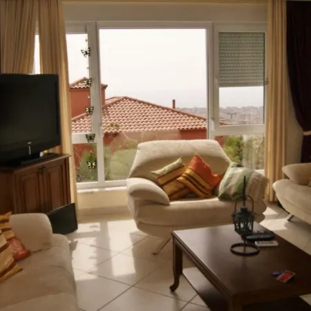 Vila Picture Renting Your 5 Star Located In With Beautiful Private Pool, 1030 *
