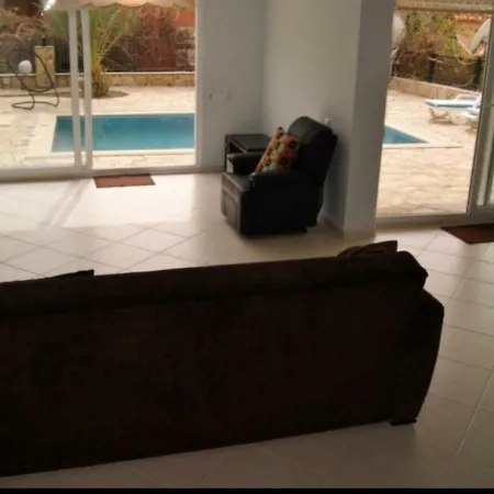Picture Renting Your 5 Star Located In With Beautiful Private Pool, 1030 Alanya