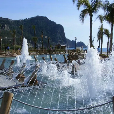 Vilă Picture Renting Your 5 Star Located In With Beautiful Private Pool, 1030 Alanya